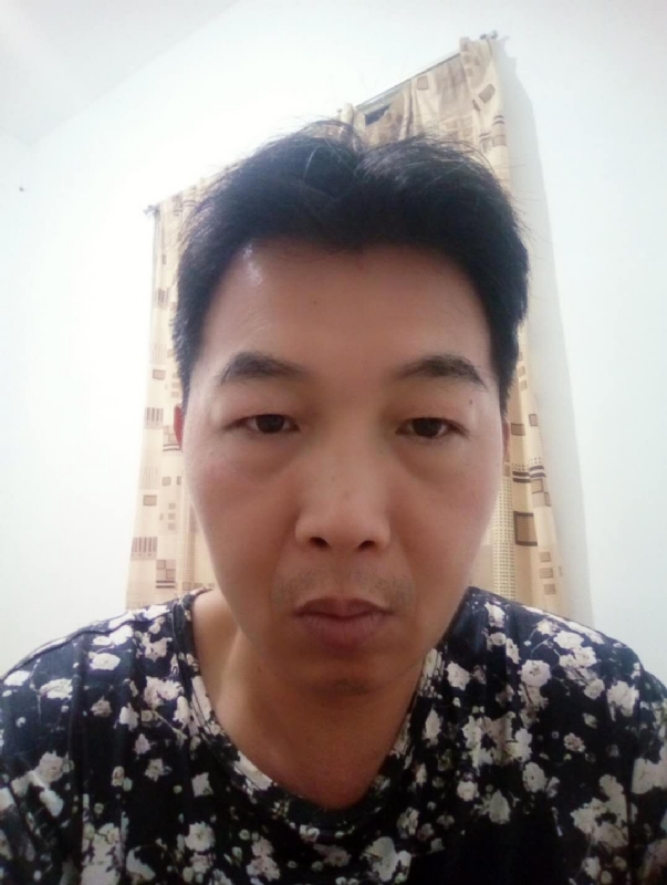 繁华哀伤的第一张照片--永春婚介网