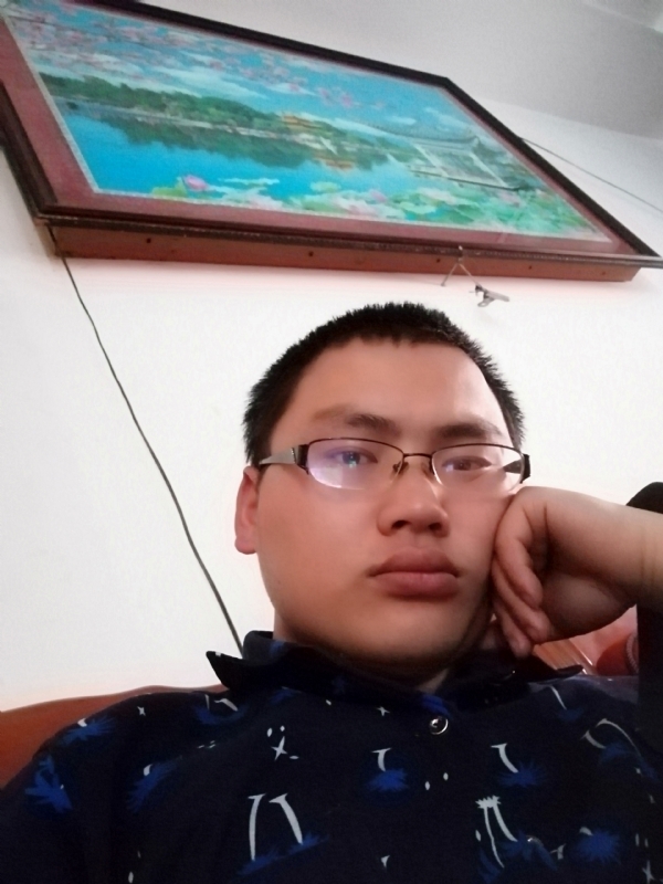 90男孩的第一张照片--永春婚介网