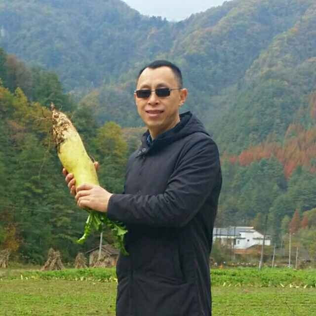 墨迹男的第一张照片--永春婚介网