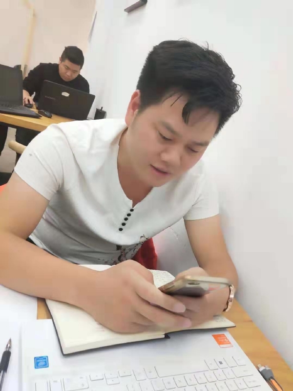 麒麟的第一张照片--永春婚介网