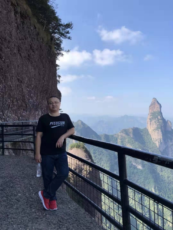 不杵于物的第一张照片--永春婚介网