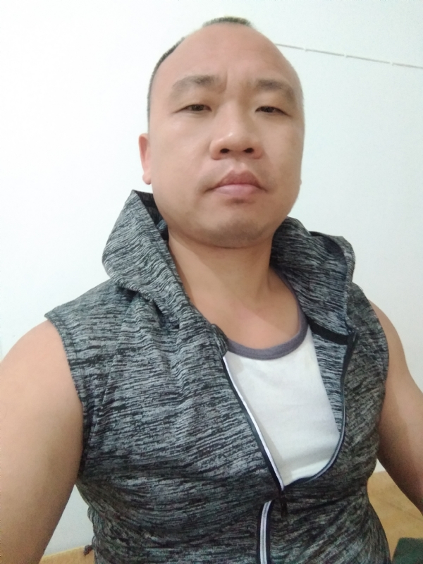 whm的第二张照片--永春婚介网