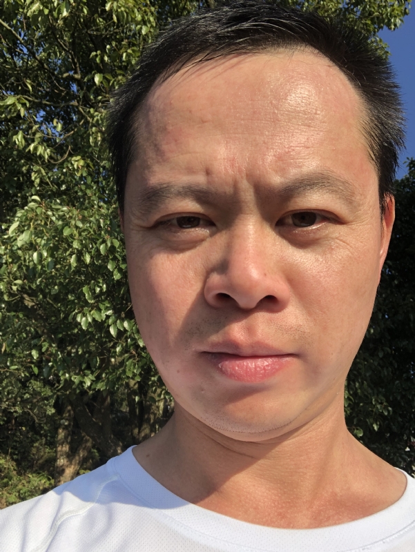 猩猩巨呃的第四张照片--永春婚介网