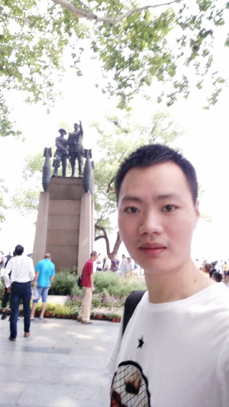 志东的第三张照片--永春婚介网