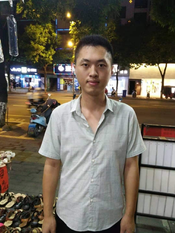 单身的雄鹰的第一张照片--永春婚介网