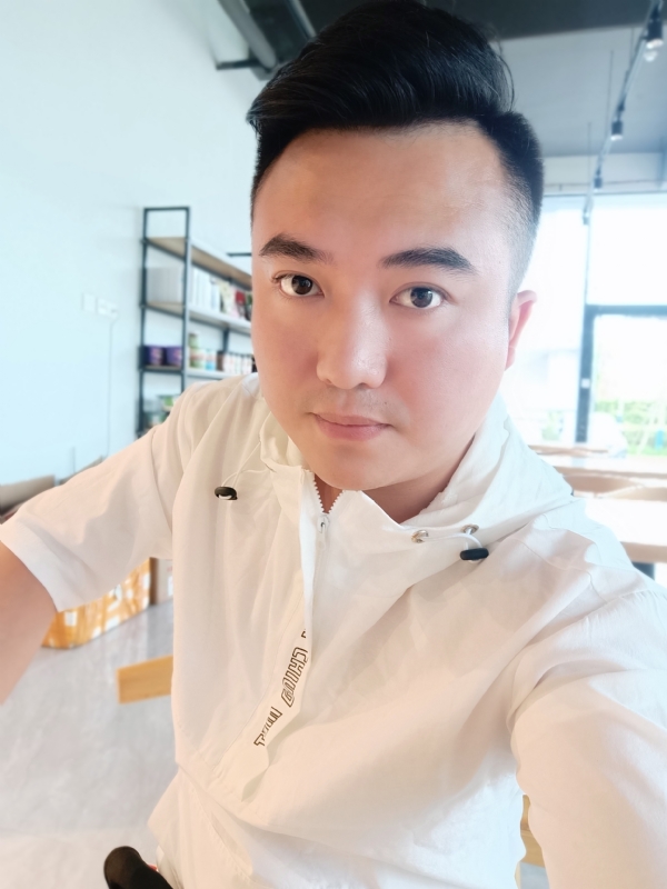 王先生的第一张照片--永春婚介网