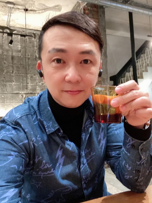 陈道明的第二张照片--永春婚介网