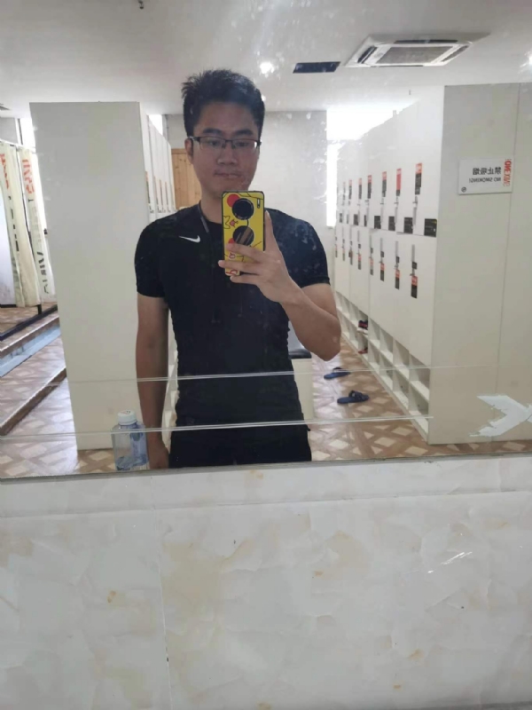 习惯发呆的第一张照片--永春婚介网