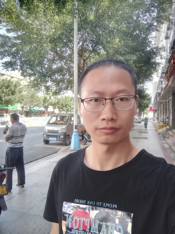 老虎的第一张照片--永春婚介网