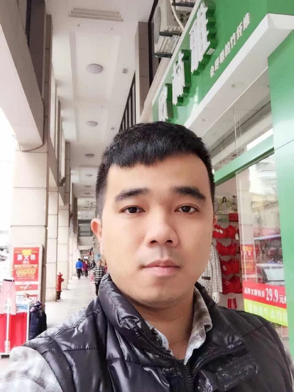 小小怪兽的第一张照片--永春婚介网