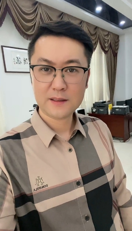 勤勉的第一张照片--永春婚介网