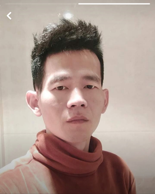白了少年头的第一张照片--永春婚介网