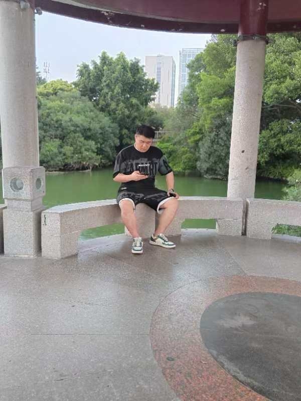 不善挽留的第二张照片--永春婚介网