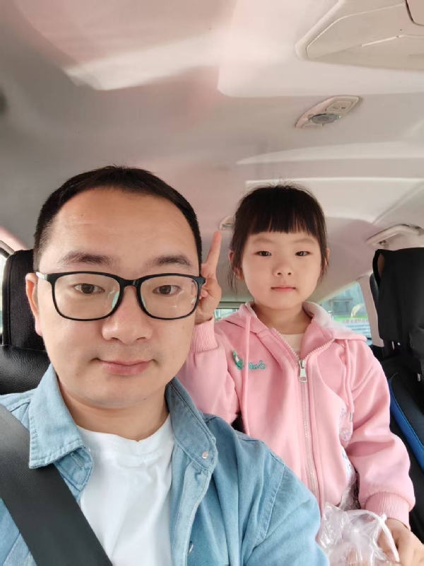 知天晓的第一张照片--永春婚介网